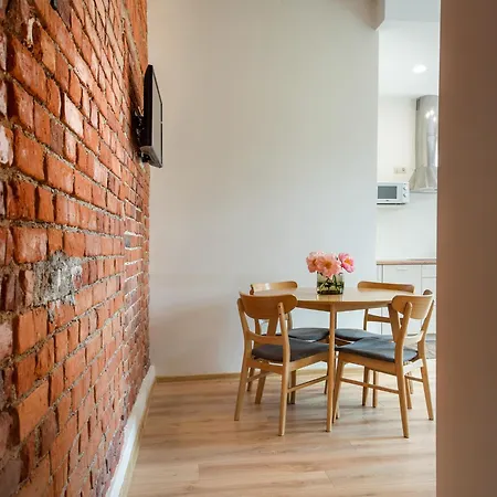 Red Brick 아파트
