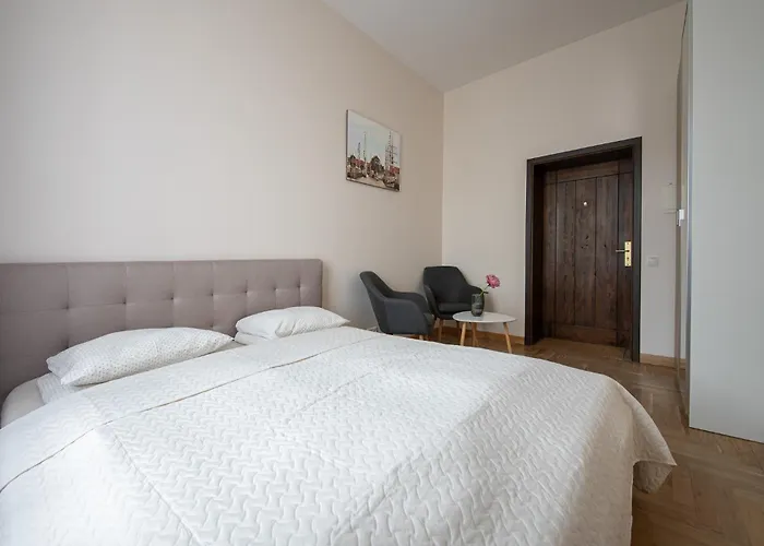 Red Brick 아파트 *